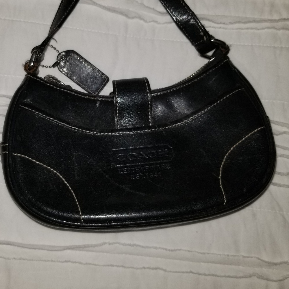 Authentic Coach purse - Picture 3 of 4